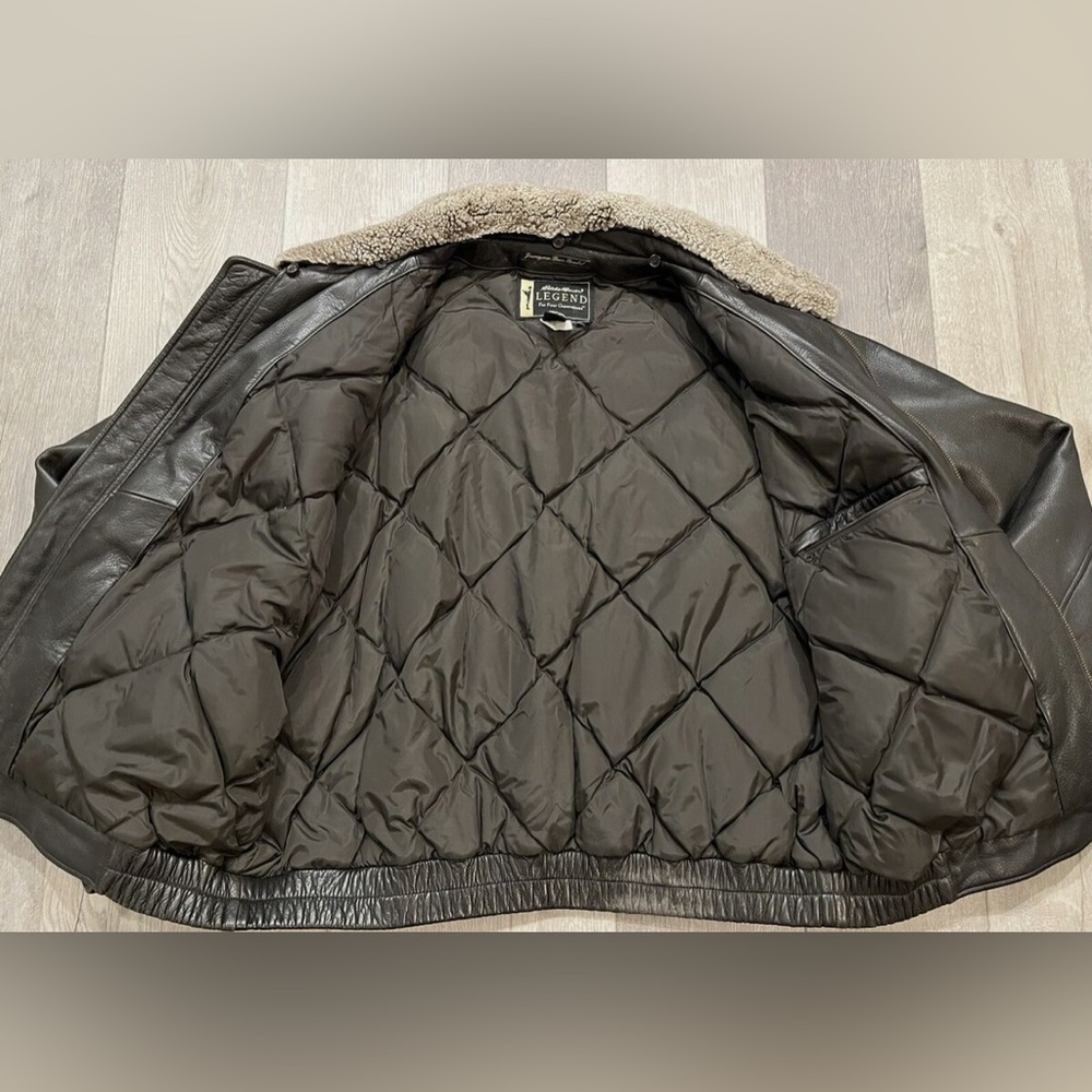 EUC Vintage Eddie Bauer Legend Men’s Leather Bomber Jacket - Picture 2 of 4
